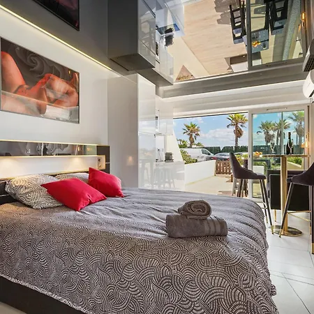 Carmen Village Naturiste Heliopolis Ab 50 M آجد